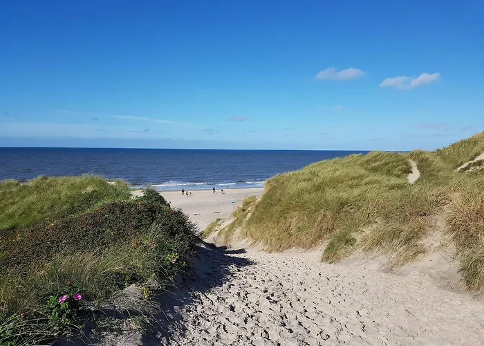 6 Person In Apartment *